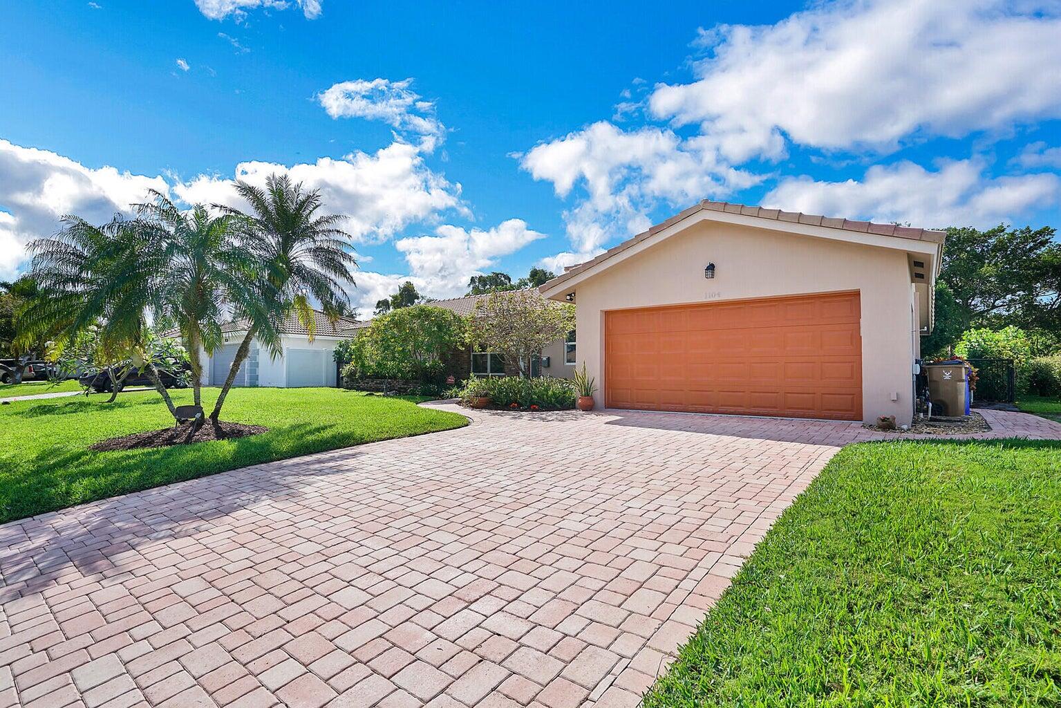 1104 Northeast 4th Drive Deerfield Beach, FL 33441 - Photo 2 of 37 Street view