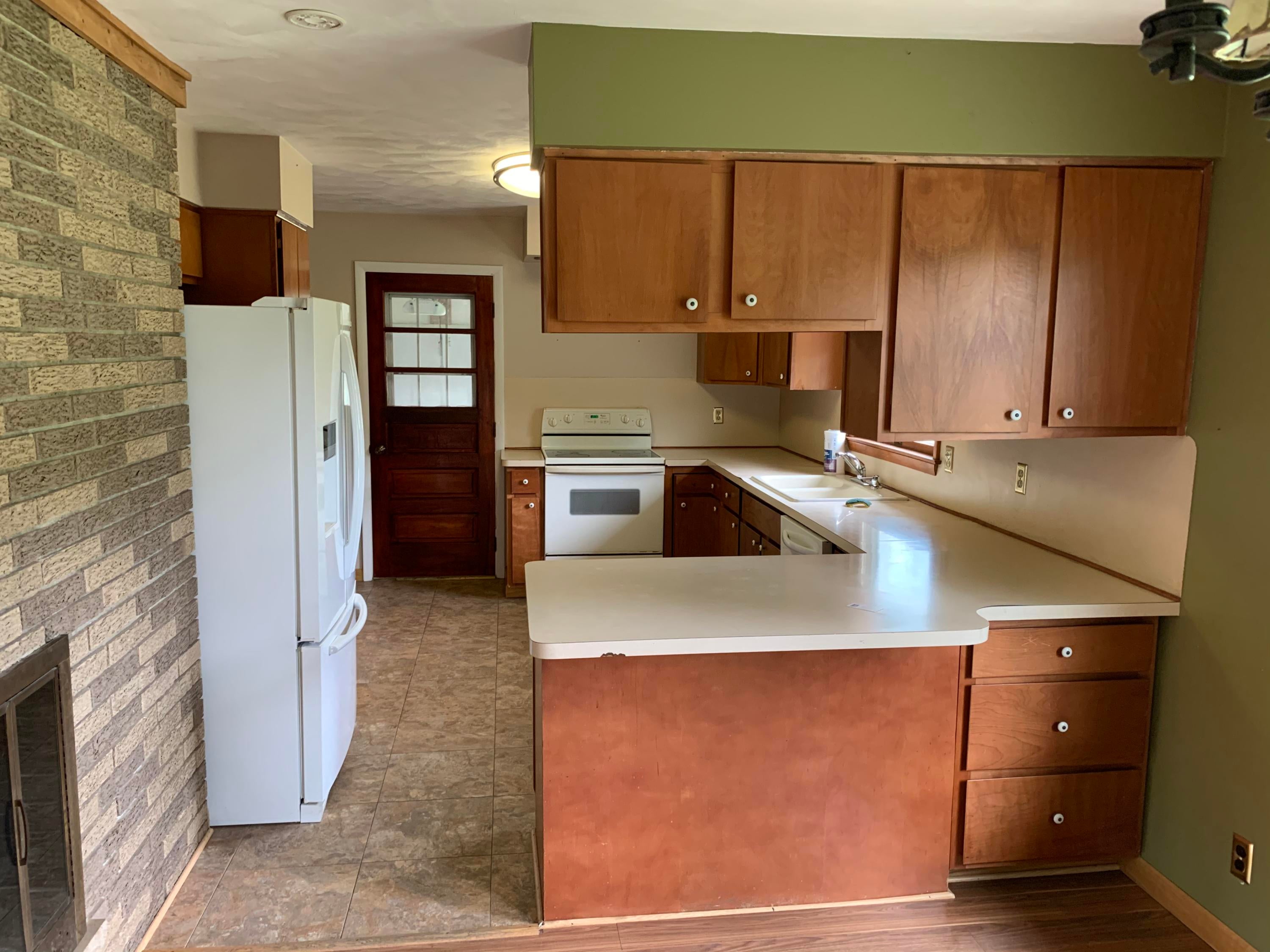 1757 Allis Road Gaylord, MI 49735 - Photo 10 of 41 Gallery Image 10
