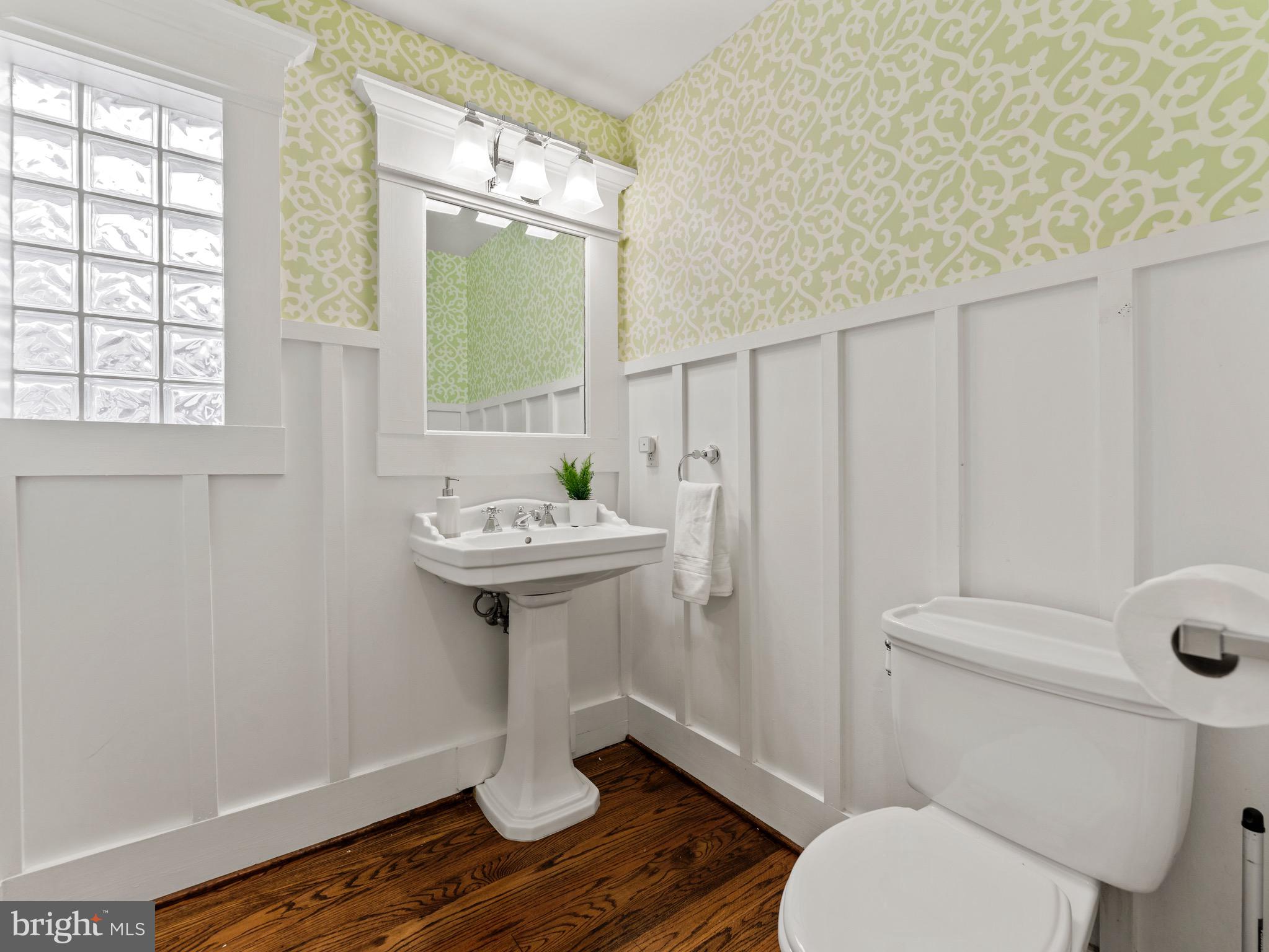 2812 1st Road North Arlington, VA 22201 - Photo 13 of 30