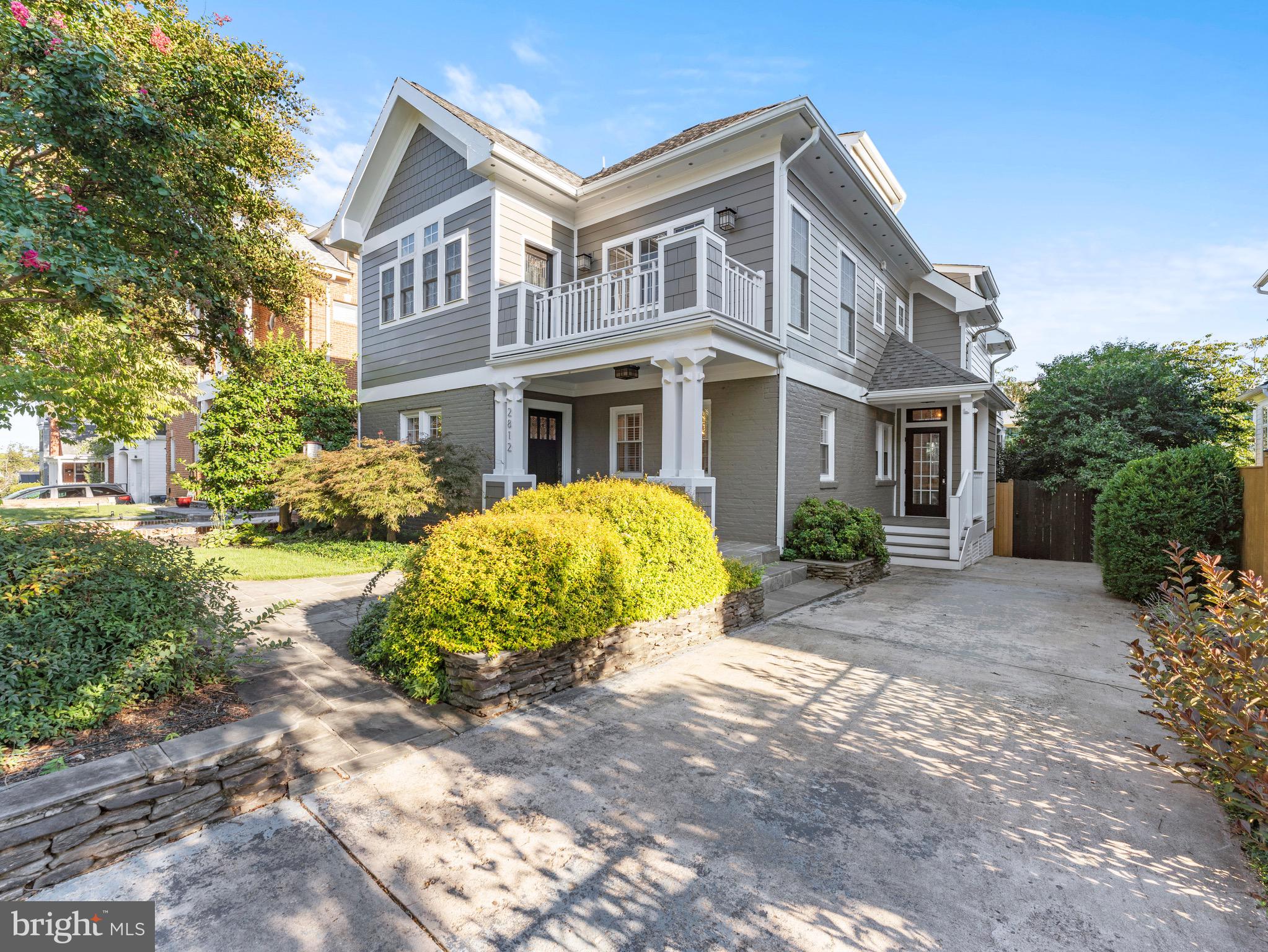 2812 1st Road North Arlington, VA 22201 - Photo 2 of 30