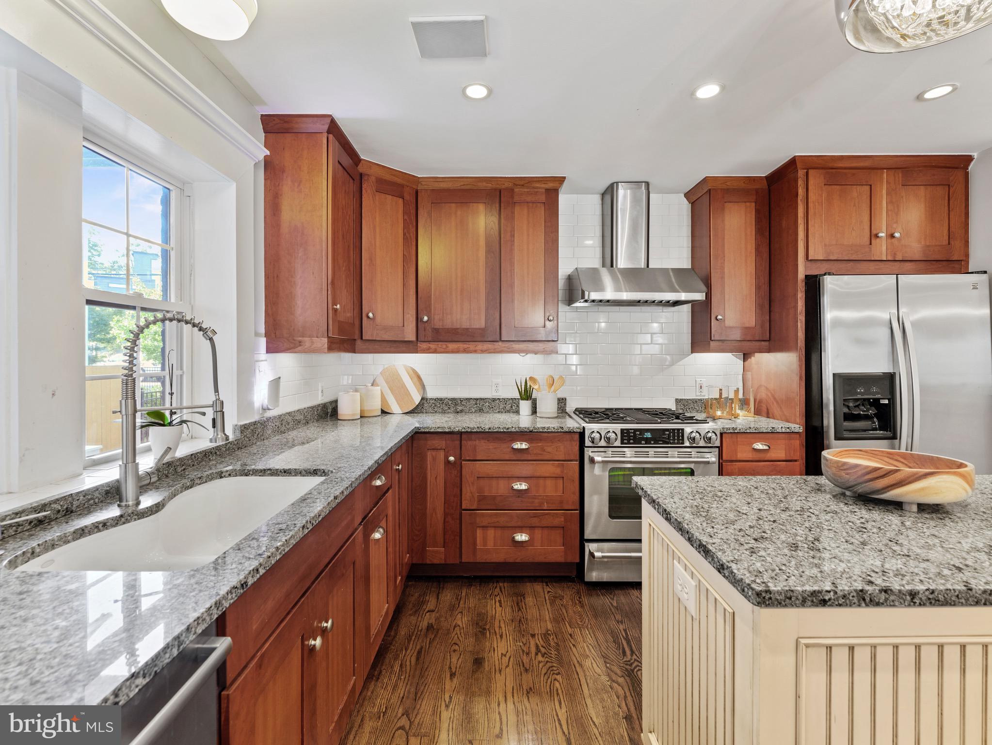 2812 1st Road North Arlington, VA 22201 - Photo 8 of 30