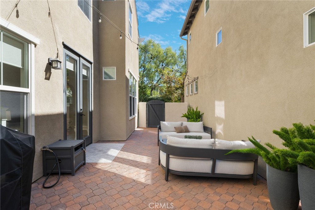 66 Amy Way Ladera Ranch, CA 92694 - Photo 10 of 75 Gallery Image 10