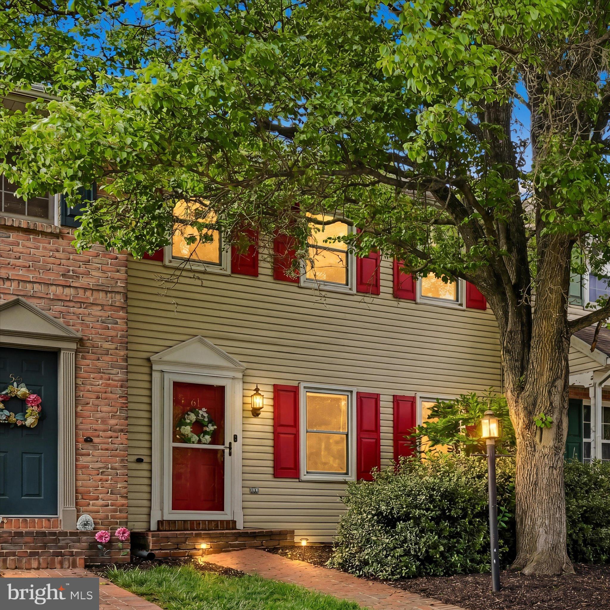 61 Brookfield Road Lititz, PA 17543 - Photo 4 of 32
