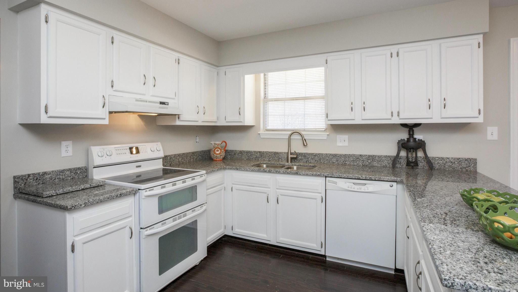 3710 Live Oak Road Randallstown, MD 21133 - Photo 9 of 28 Kitchen