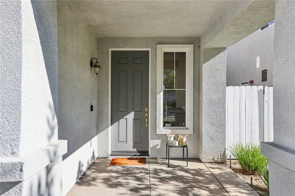 17550 Buttonwood Lane Carson, CA 90746 - Photo 2 of 43