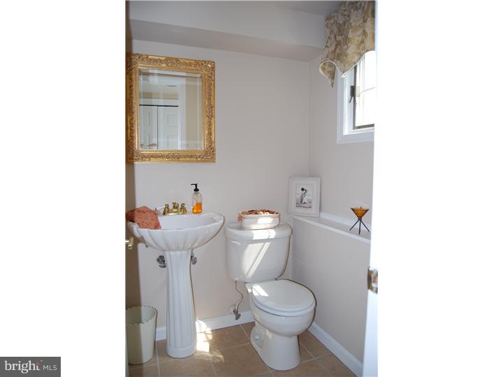 115 Windmoor Road Delran, NJ 08075 - Photo 11 of 25