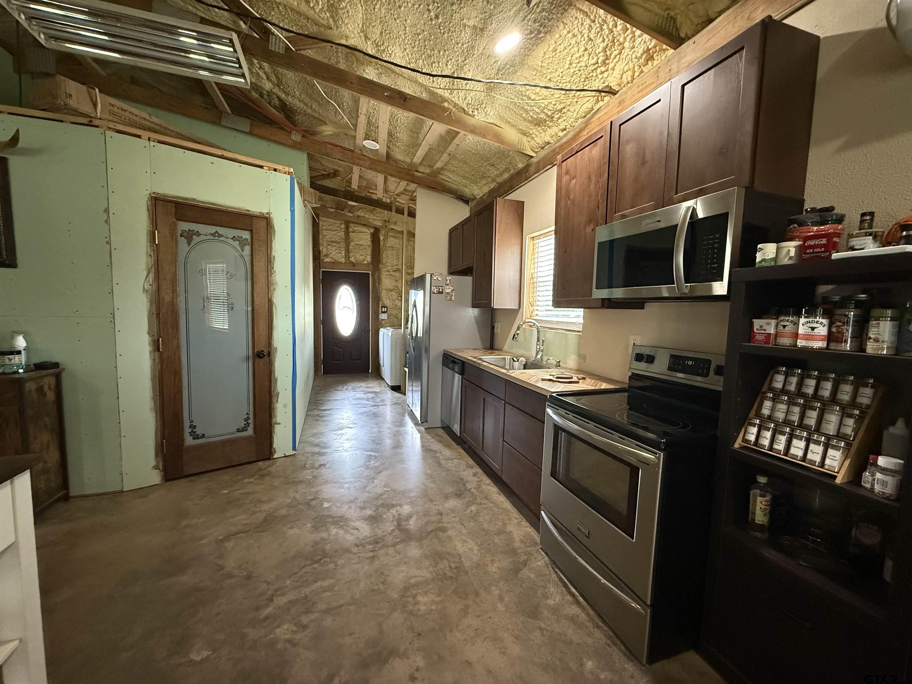 525 North Hill Road Tyler, TX 75706 - Photo 5 of 16