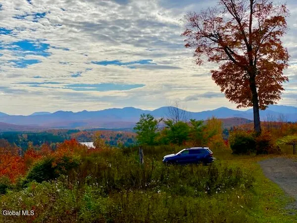 $149,999 | L9.000 L9.000 Palisade Parkway, Saranac Lake, NY 12983