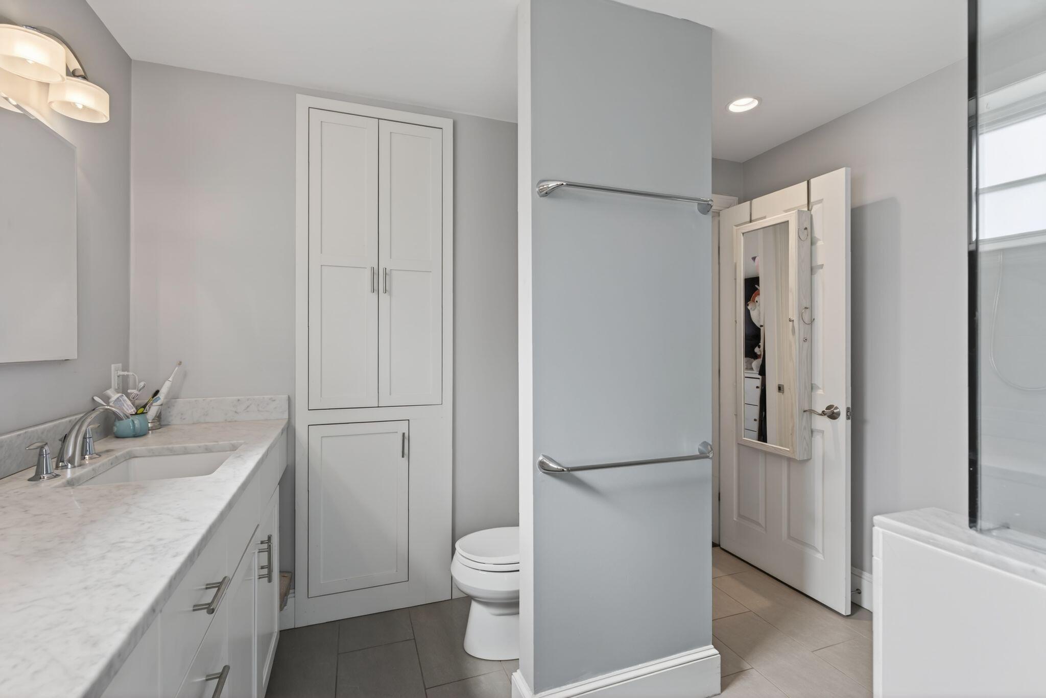 23 Neal Street Portland, ME 04102 - Photo 31 of 49 Ensuite Bathroom