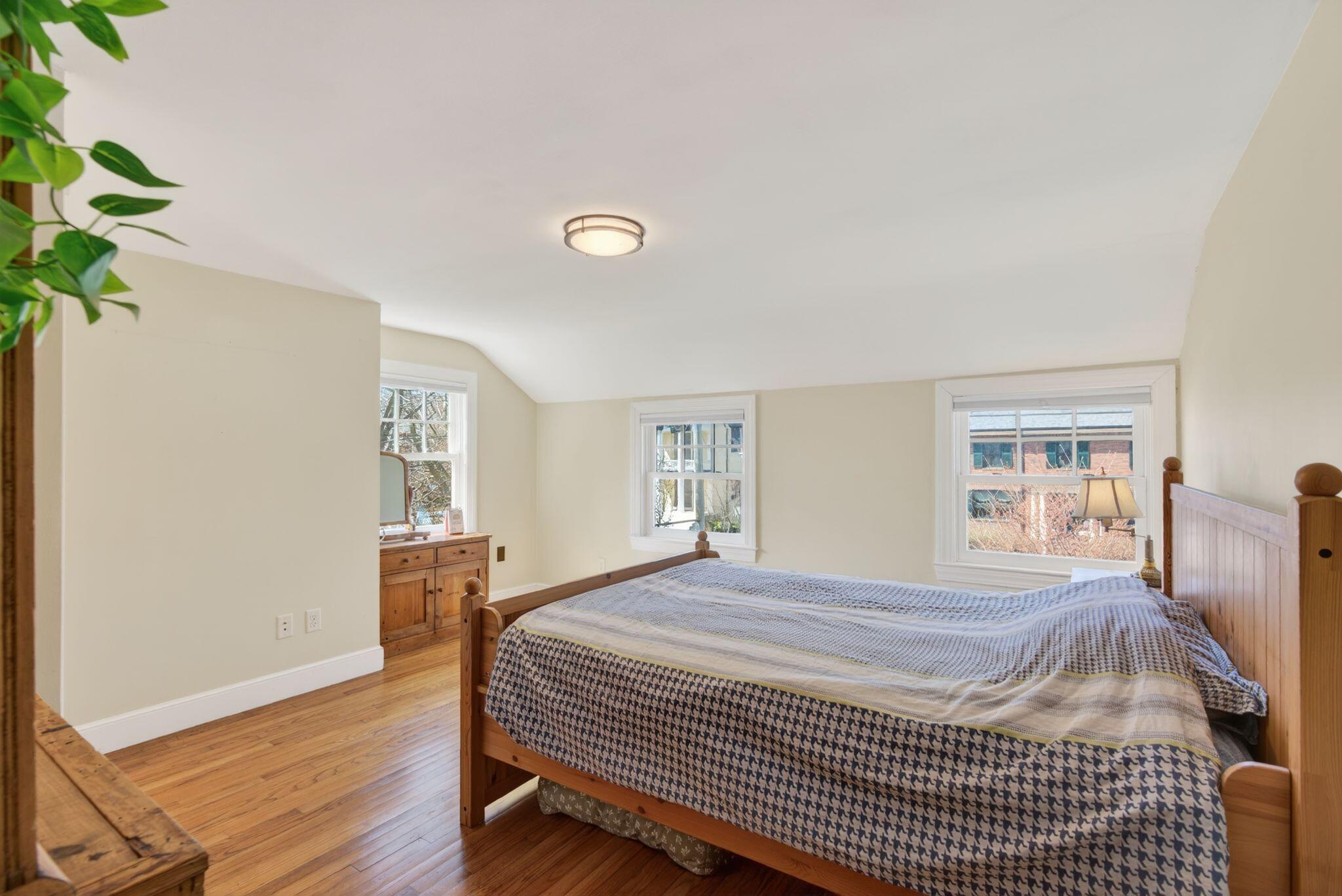 23 Neal Street Portland, ME 04102 - Photo 35 of 49 Third Bedroom