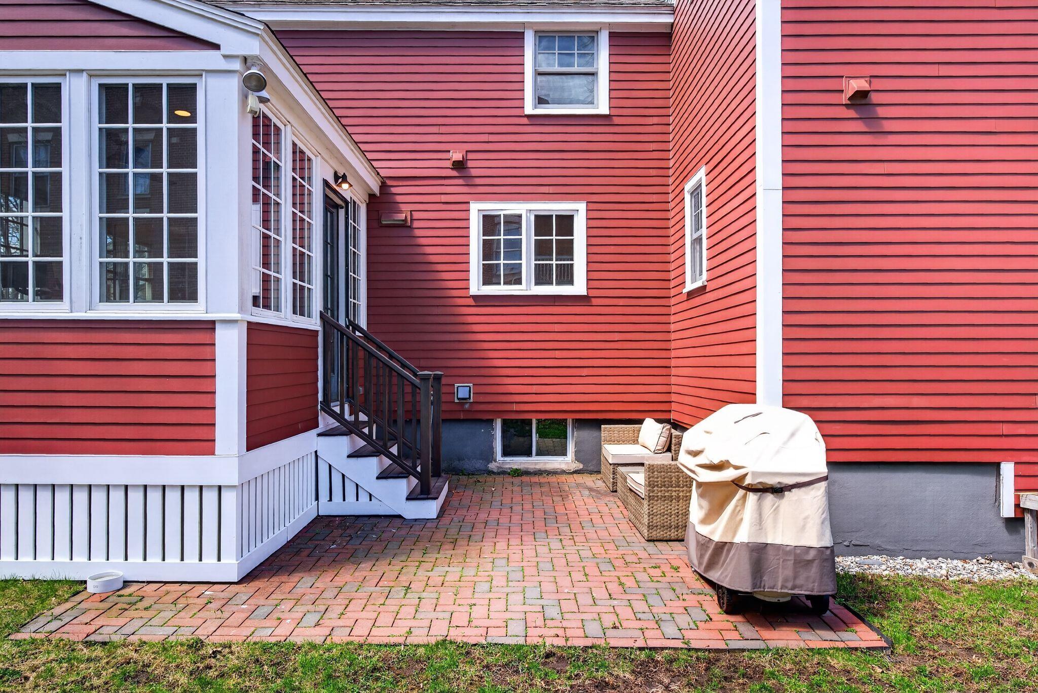 23 Neal Street Portland, ME 04102 - Photo 9 of 49 Back Profile of Home