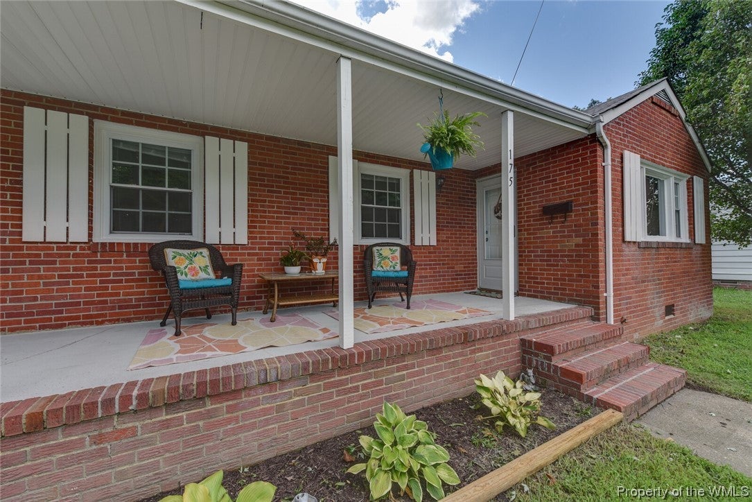 175 Findley Square Hampton, VA 23666 - Photo 4 of 25 Gallery Image 4