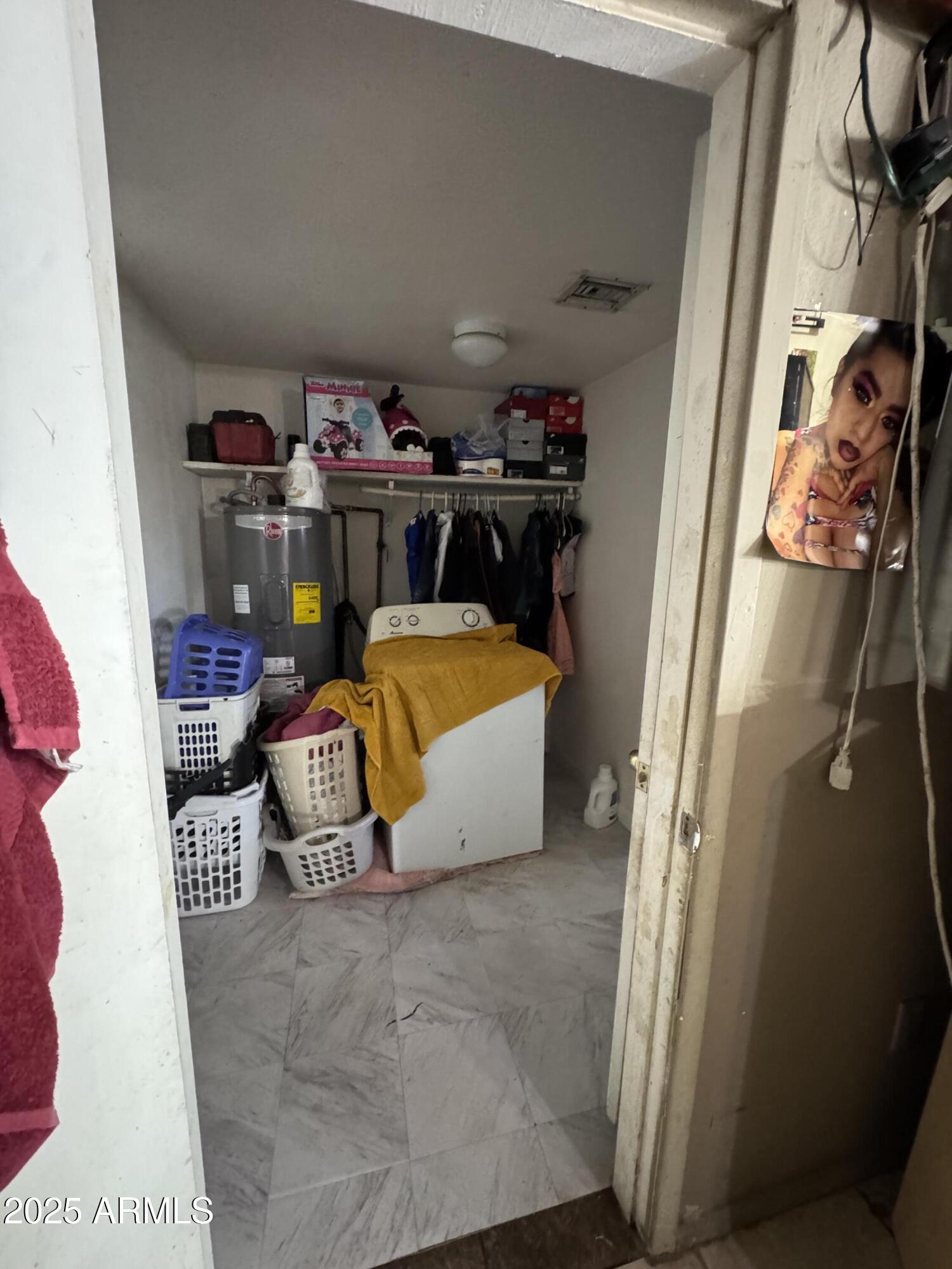 2425 West Papago Street Phoenix, AZ 85009 - Photo 12 of 16