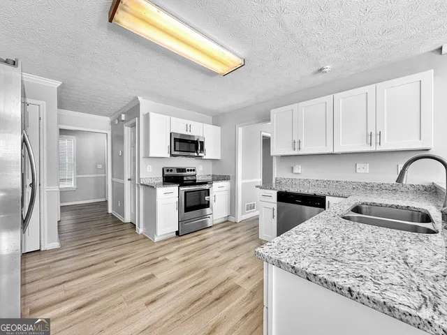 $2,495 | 1890 Tree Brooke Lane, Snellville, GA 30078