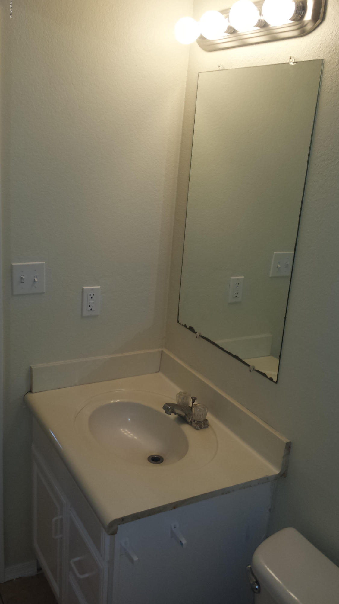 4422 West Cheery Lynn Road, Unit WOW Phoenix, AZ 85031 - Photo 17 of 34 20150126_134658