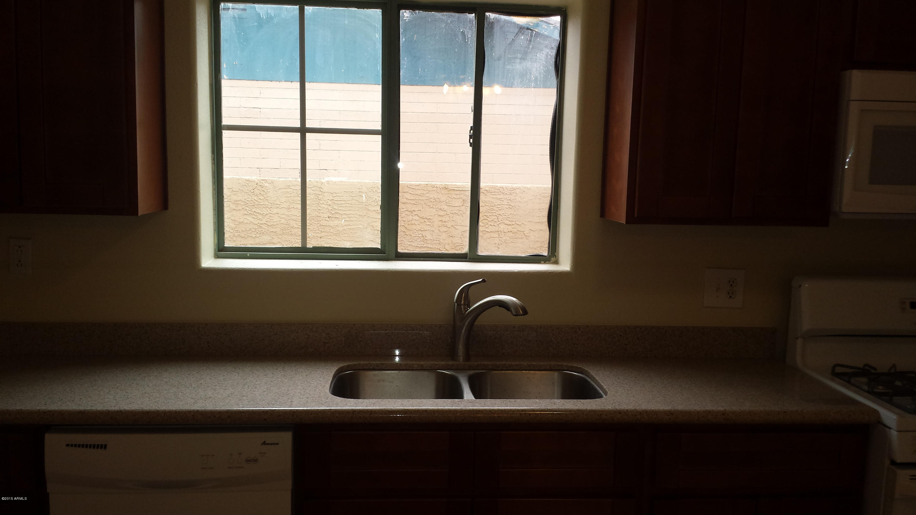 4422 West Cheery Lynn Road, Unit WOW Phoenix, AZ 85031 - Photo 6 of 34 20150126_134420