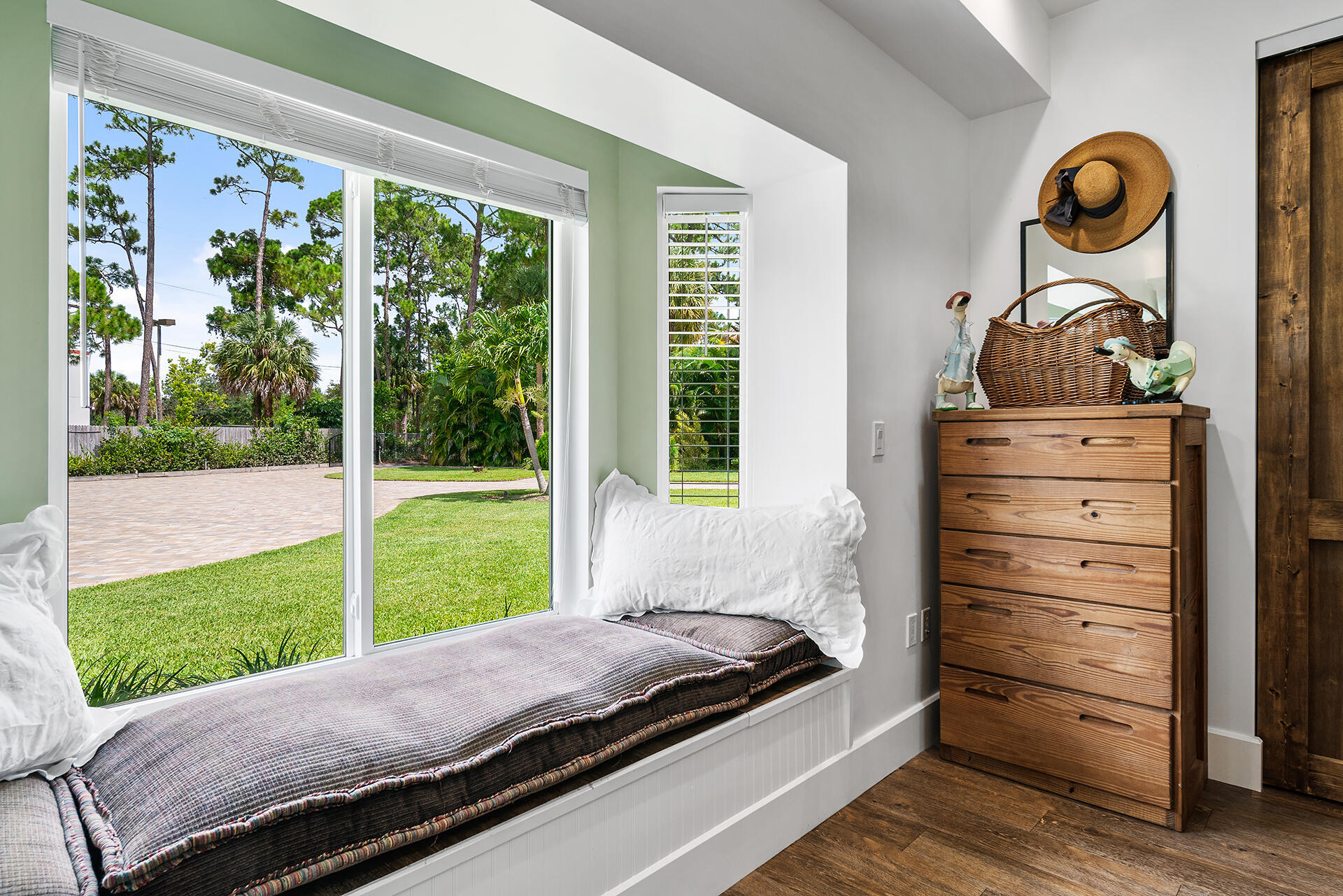6624 Dillman Road Greenacres, FL 33413 - Photo 37 of 77 Window Seat