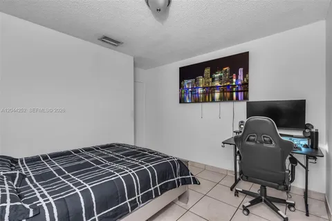 $290,000 | 8186 Northwest 98th Terrace, Unit 132, Hialeah Gardens, FL 33016