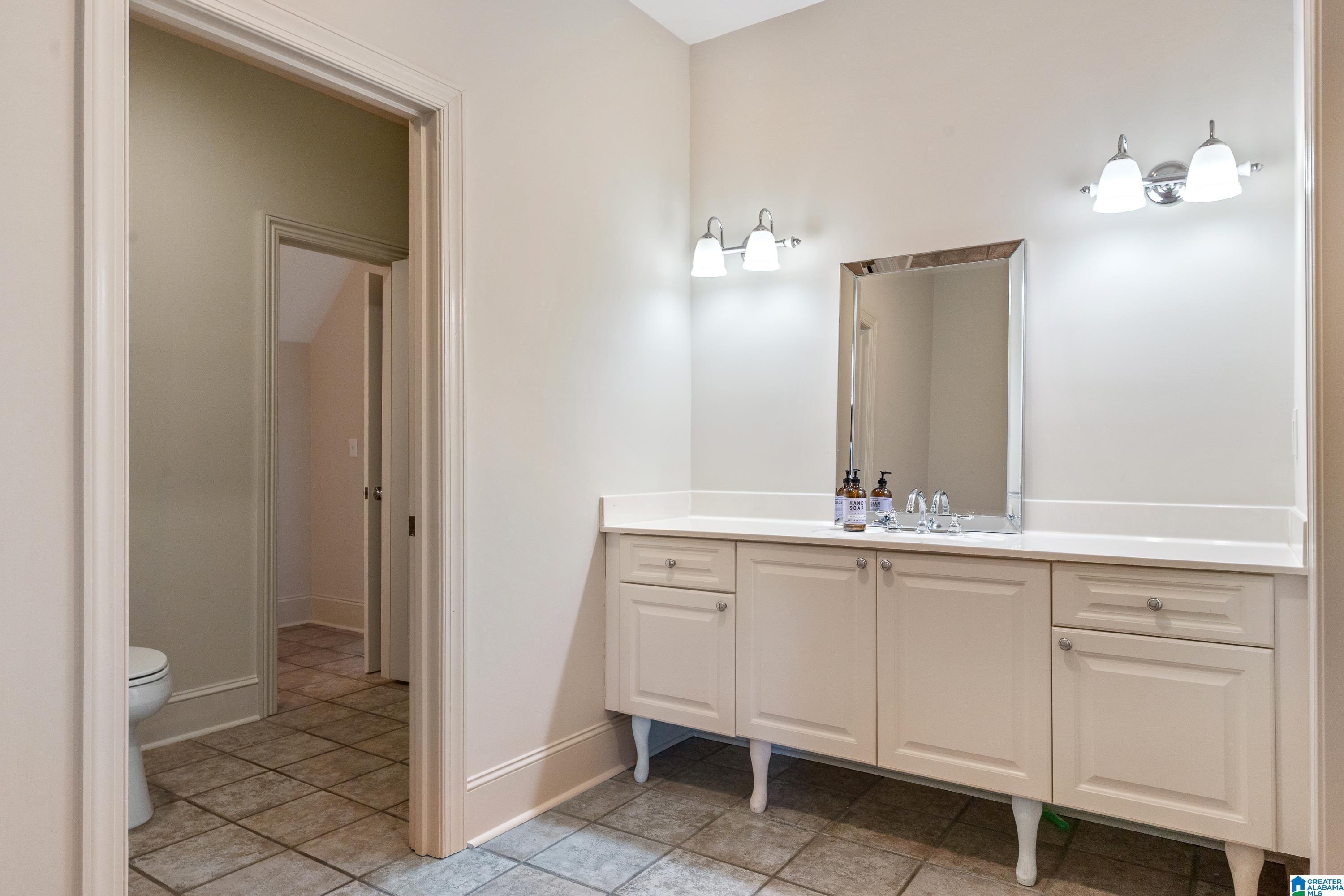 1012 Lake Heather Road Birmingham, AL 35242 - Photo 47 of 100