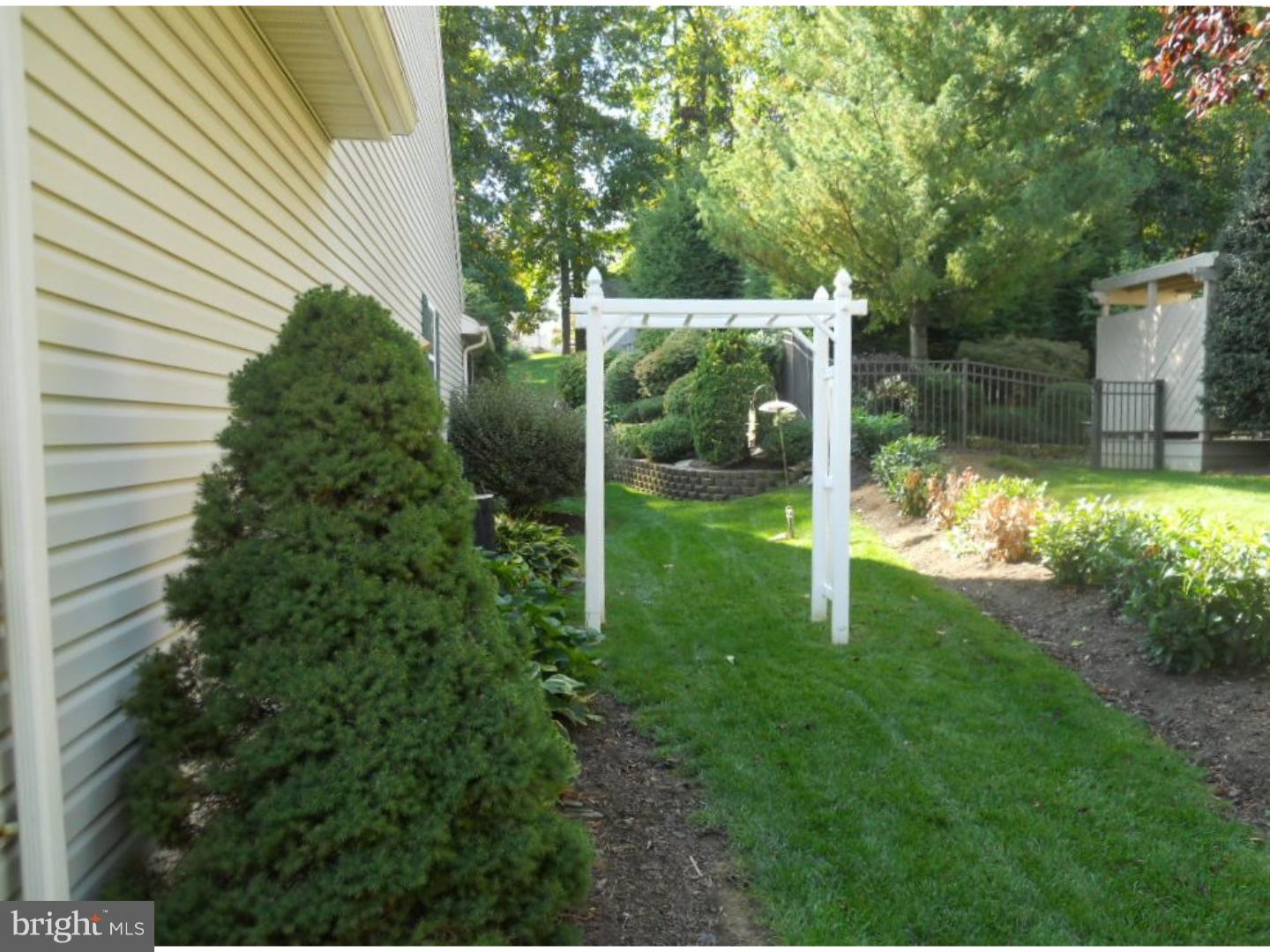2606 Andrew Drive Sinking Spring, PA 19608 - Photo 3 of 25