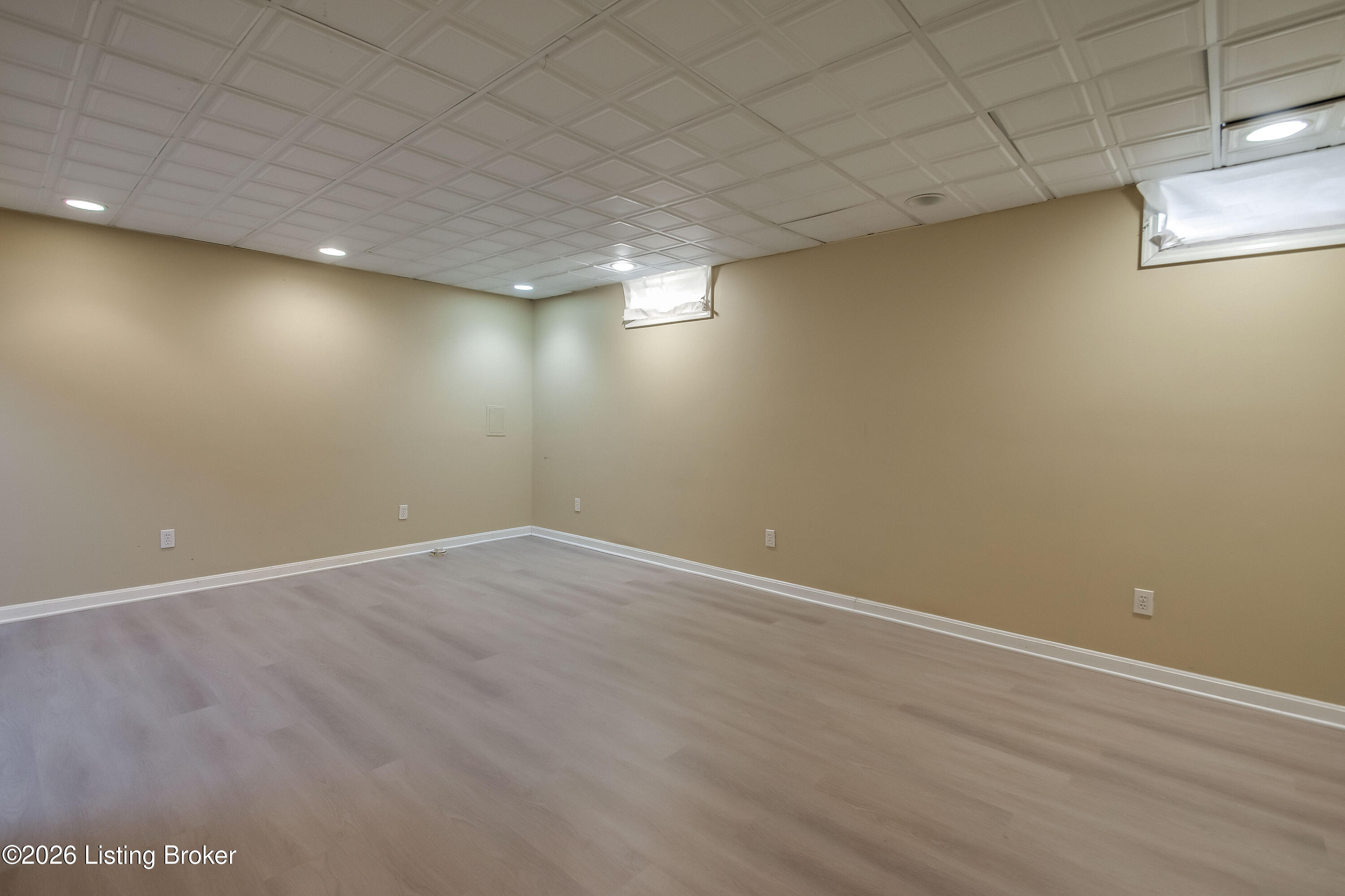 6710 Grandfield Road Louisville, KY 40258 - Photo 40 of 50 6710_Grandfield_Rd_40258_602