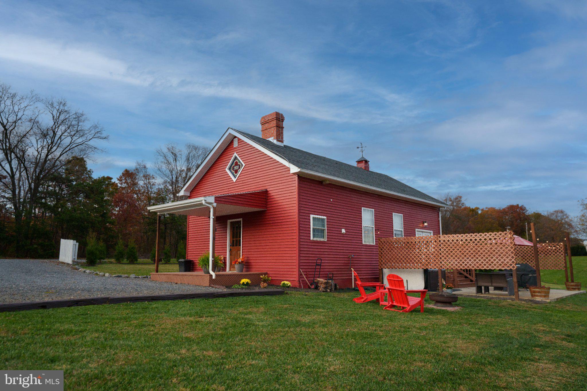 1098 Reynolds Road Cross Junction, VA 22625 - Photo 25 of 32 Gallery Image 25