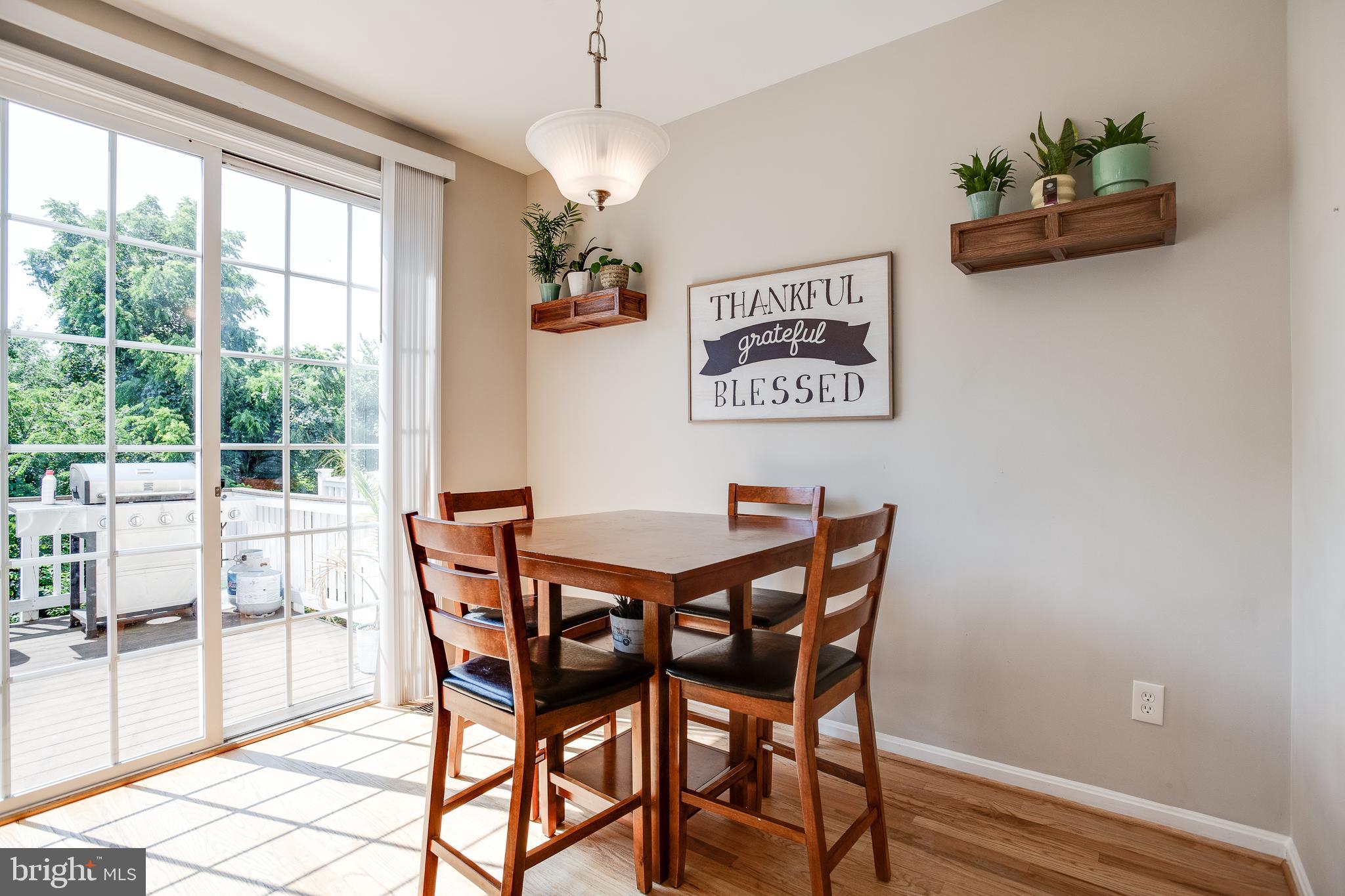 9177 Ribbon Falls Loop Bristow, VA 20136 - Photo 14 of 52 Eat in Kitchen