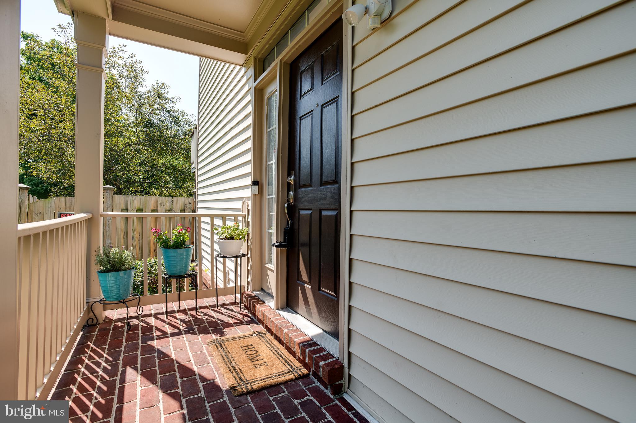 9177 Ribbon Falls Loop Bristow, VA 20136 - Photo 9 of 52 Side entry, more SF in the interior