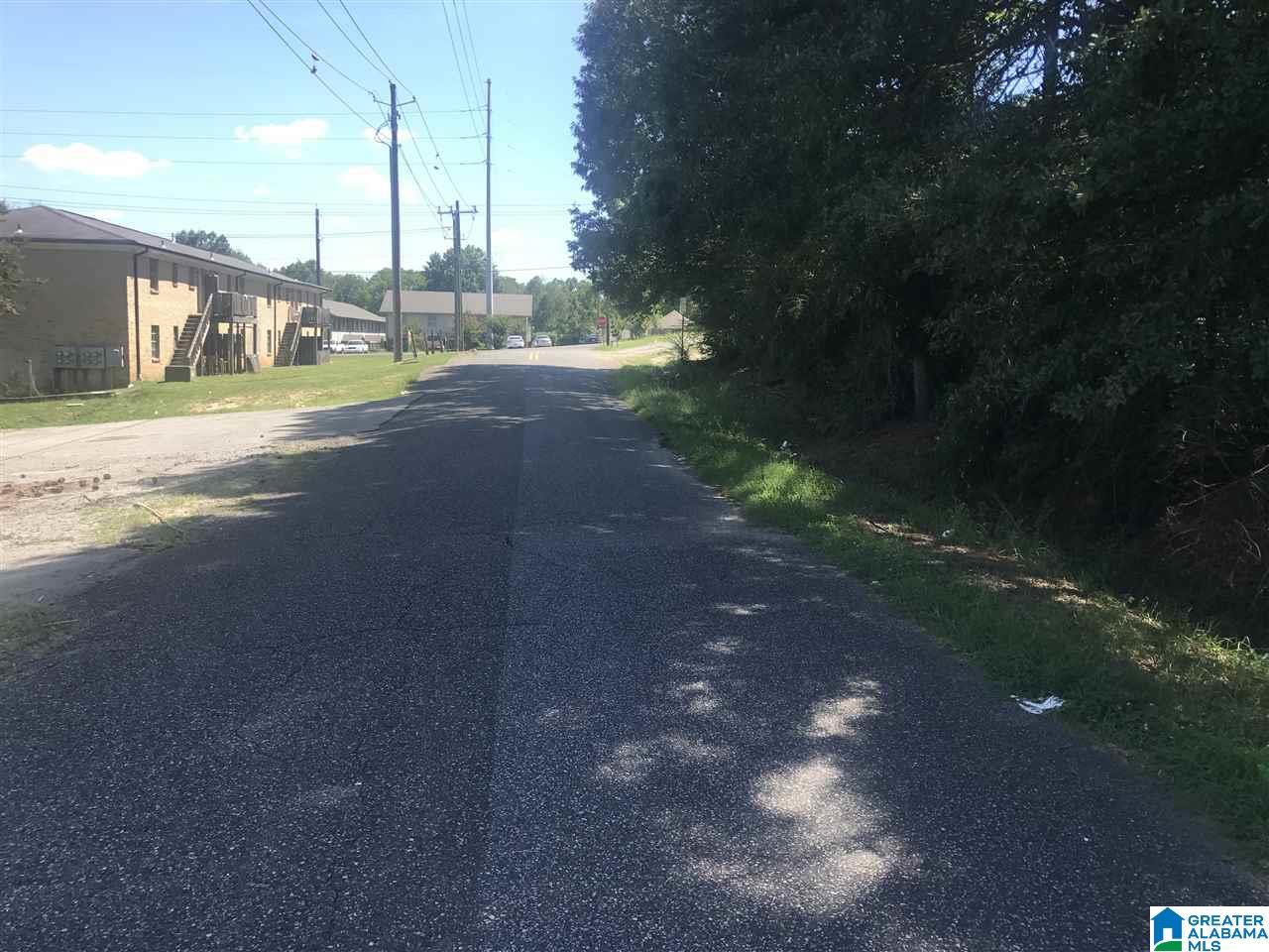 2516 1st Place Northwest, Unit 3 Birmingham, AL 35215 - Photo 2 of 5