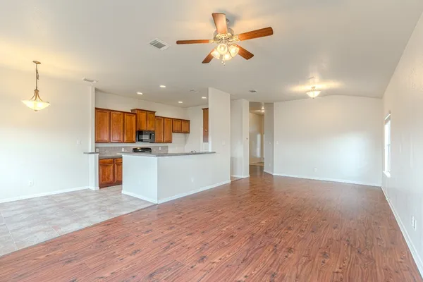 $1,900 | 6526 Bella Noche Drive, Spring, TX 77379