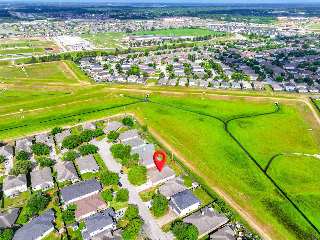 6526 Bella Noche Drive Spring, TX 77379 - Photo 9 of 46