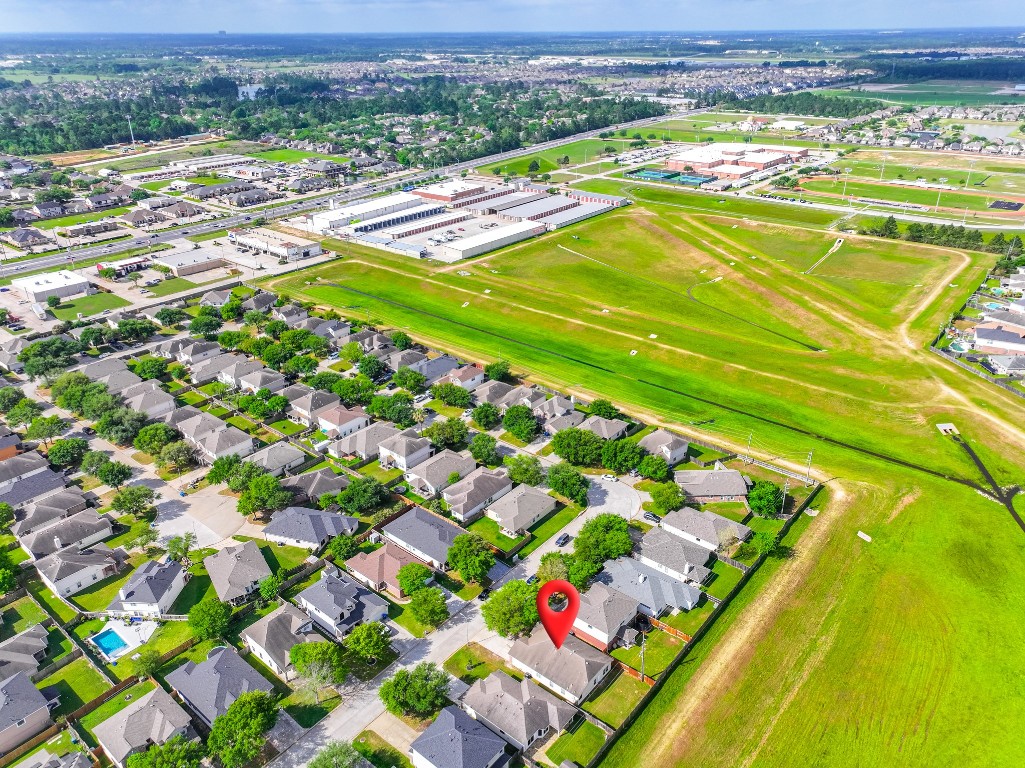 6526 Bella Noche Drive Spring, TX 77379 - Photo 10 of 46 a view of an outdoor space