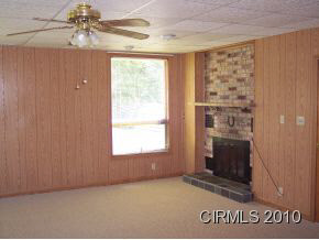 3402 North Huntington Road Marion, IN 46952 - Photo 4 of 11 Gallery Image 4
