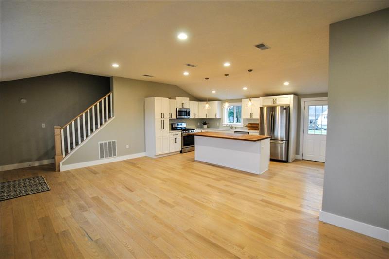 116 Grimm Road Sarver, PA 16055 - Photo 3 of 22