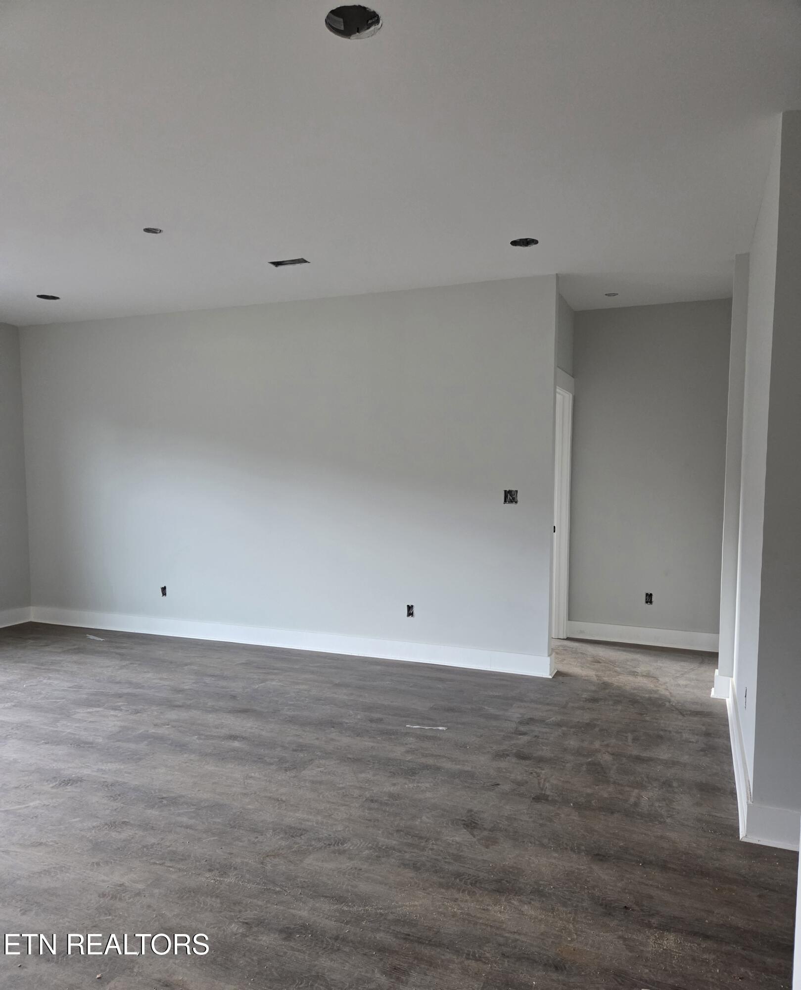 199 Chippewa Lane Rutledge, TN 37861 - Photo 4 of 16 20251101_171418