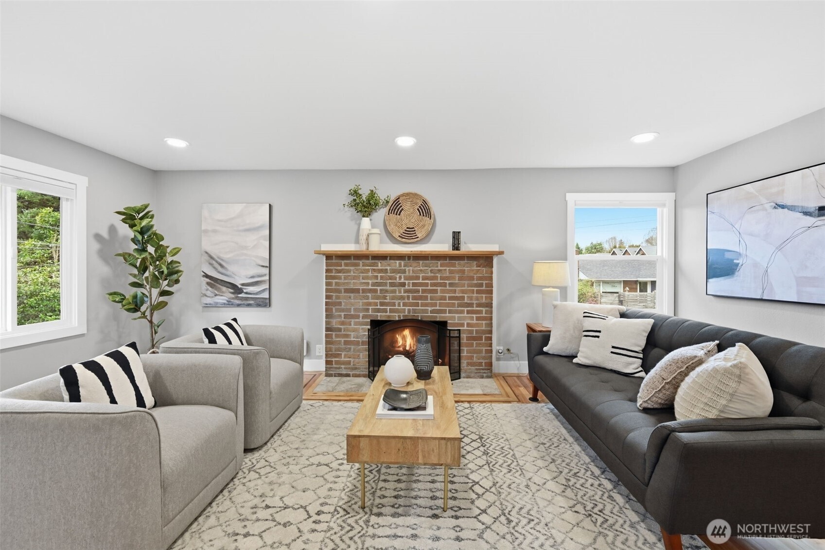 9402 36th Avenue Southwest Seattle, WA 98126 - Photo 5 of 33