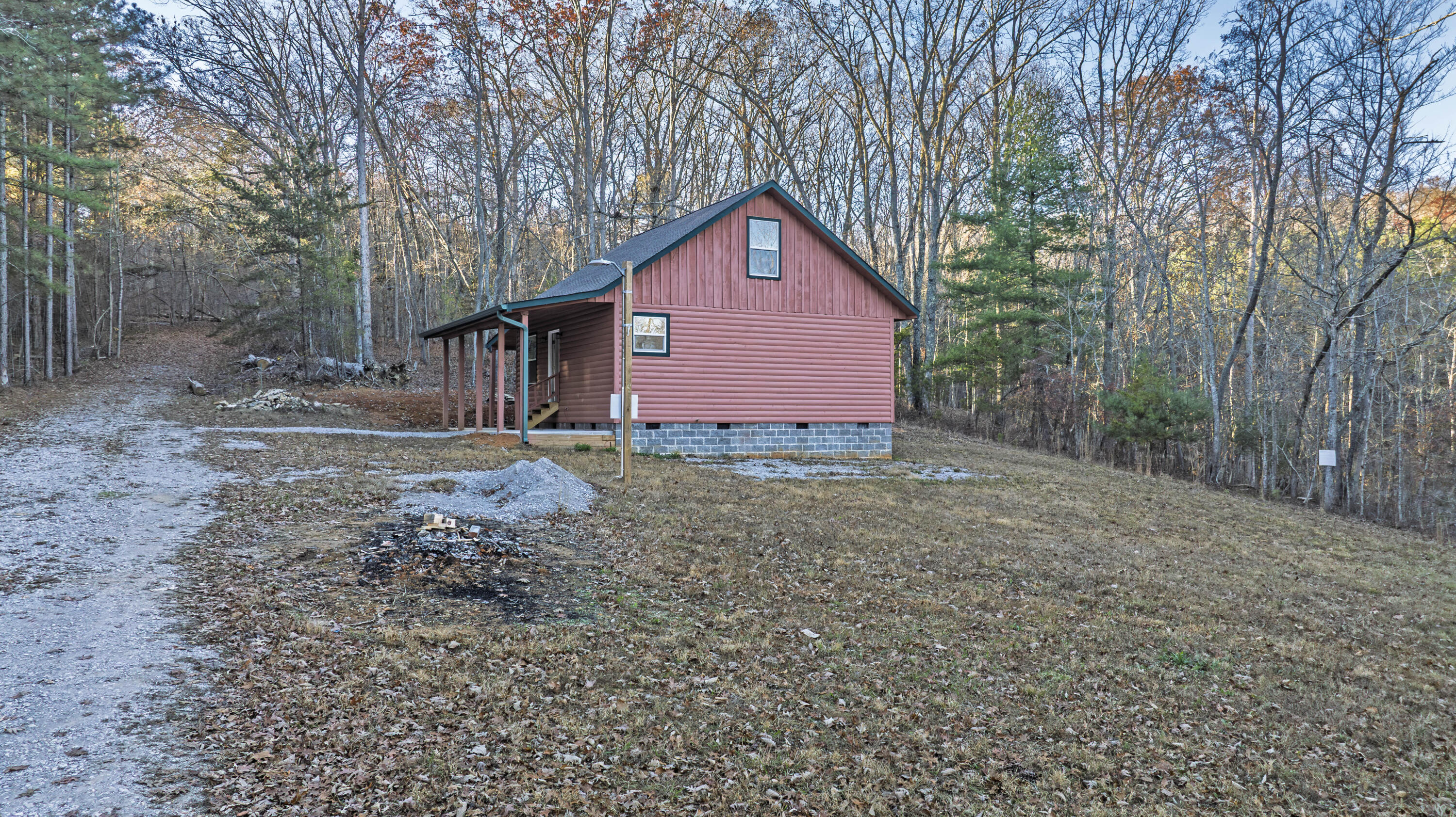 345 Magnolia Dr Spring Spring City, TN 37381 - Photo 27 of 35 04