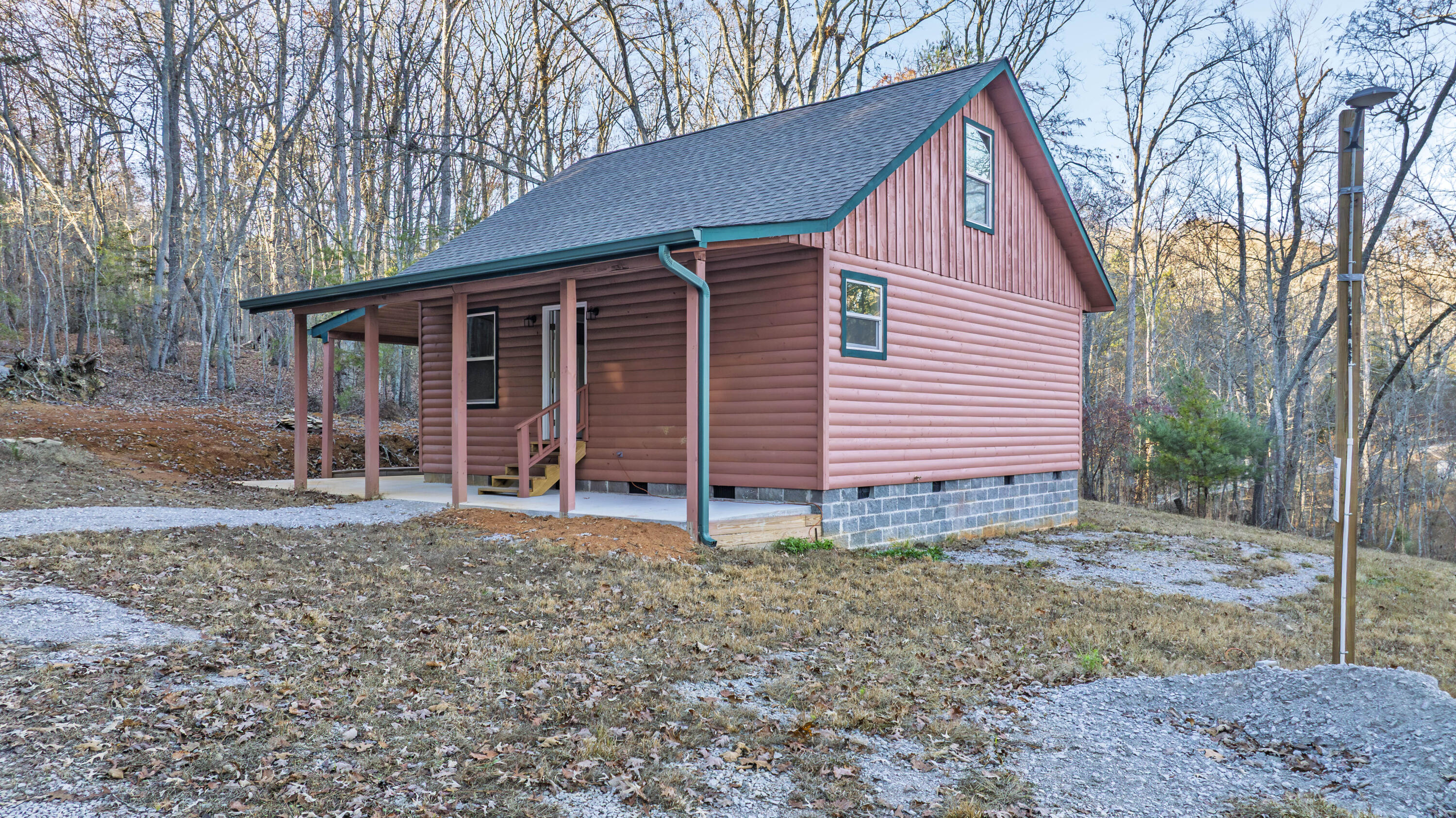 345 Magnolia Dr Spring Spring City, TN 37381 - Photo 29 of 35 06