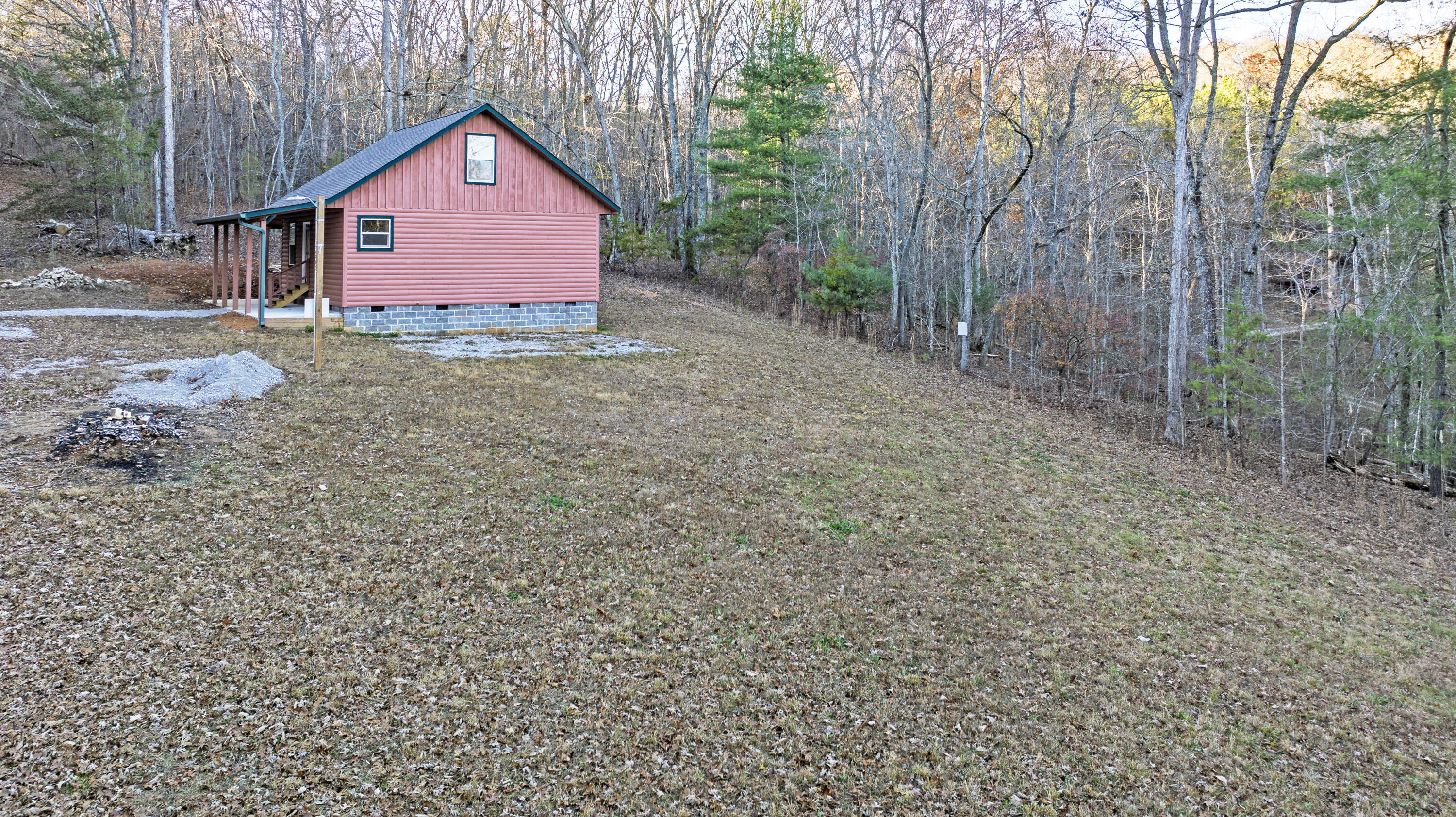 345 Magnolia Dr Spring Spring City, TN 37381 - Photo 30 of 35 07