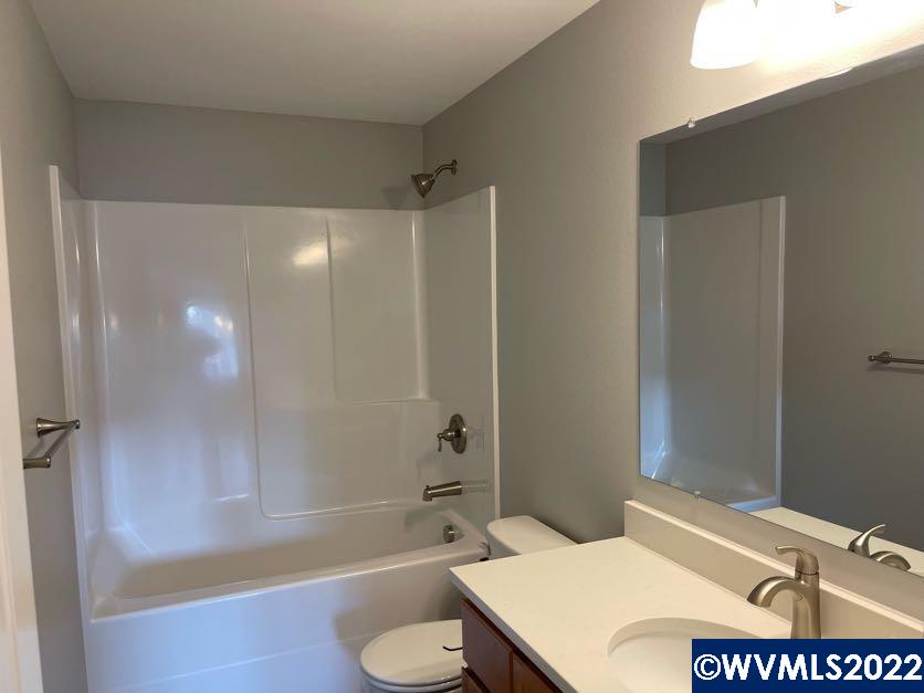 1250 Southwest Hop Street Albany, OR 97321 - Photo 23 of 34 Gallery Image 23