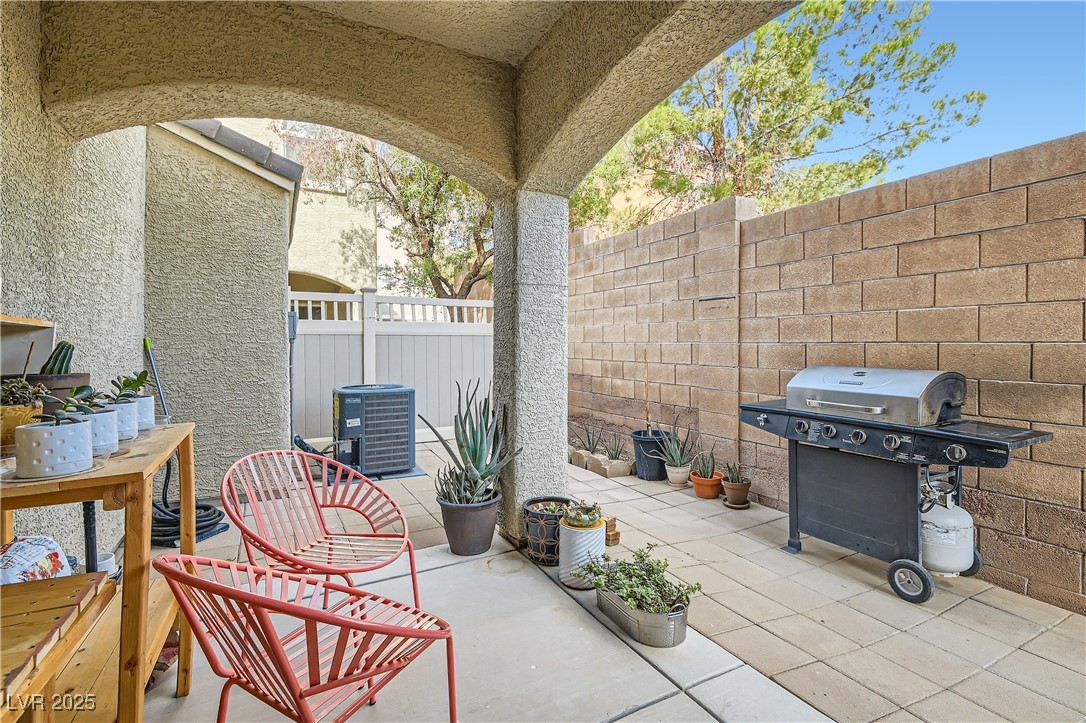 987 Wembly Hills Place Henderson, NV 89011 - Photo 30 of 44