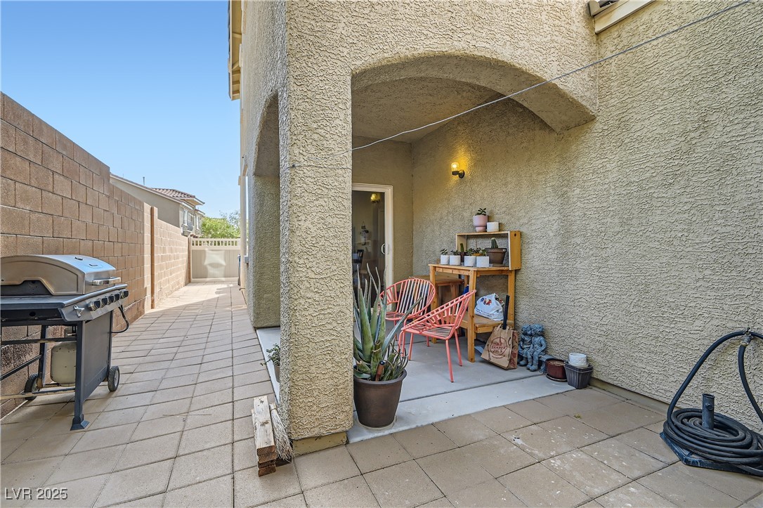 987 Wembly Hills Place Henderson, NV 89011 - Photo 32 of 44