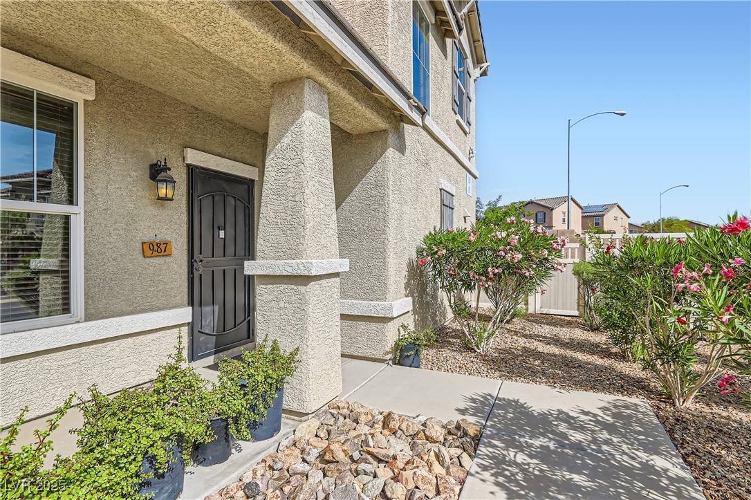 987 Wembly Hills Place Henderson, NV 89011 - Photo 4 of 44