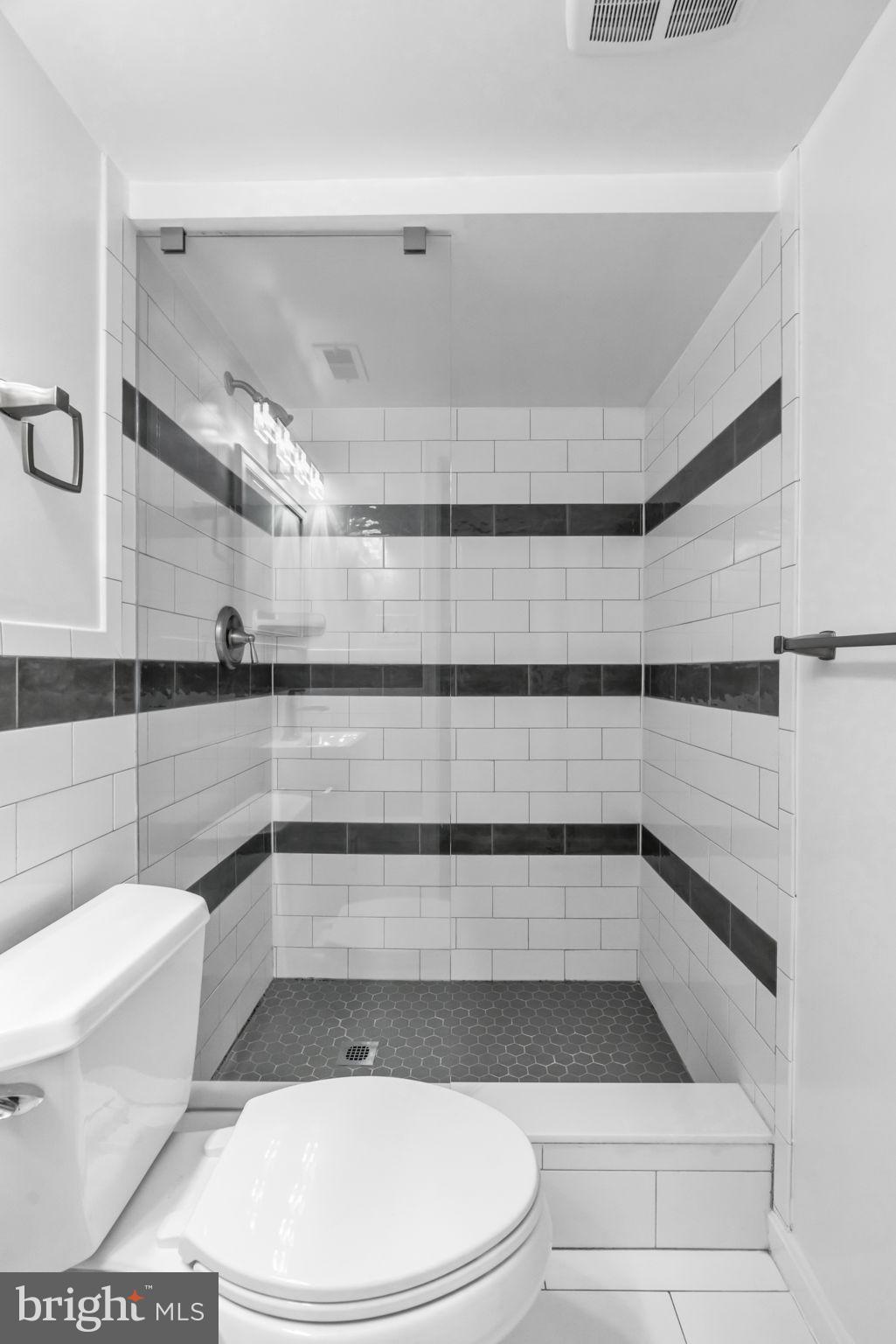 1218 Kensington Road McLean, VA 22101 - Photo 25 of 48 Lower Level Full Bath