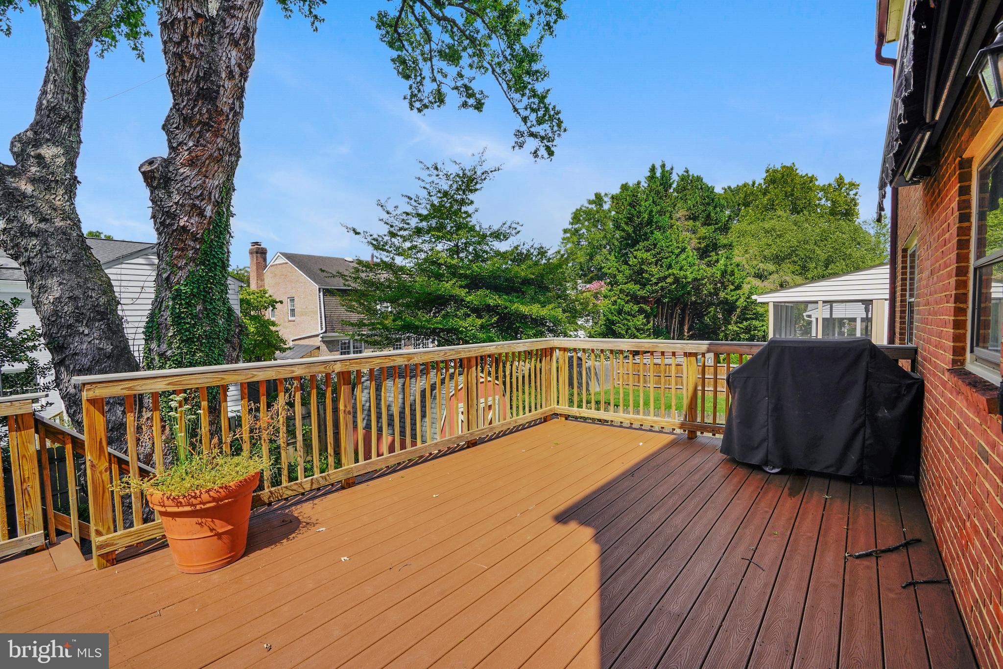 1218 Kensington Road McLean, VA 22101 - Photo 27 of 48