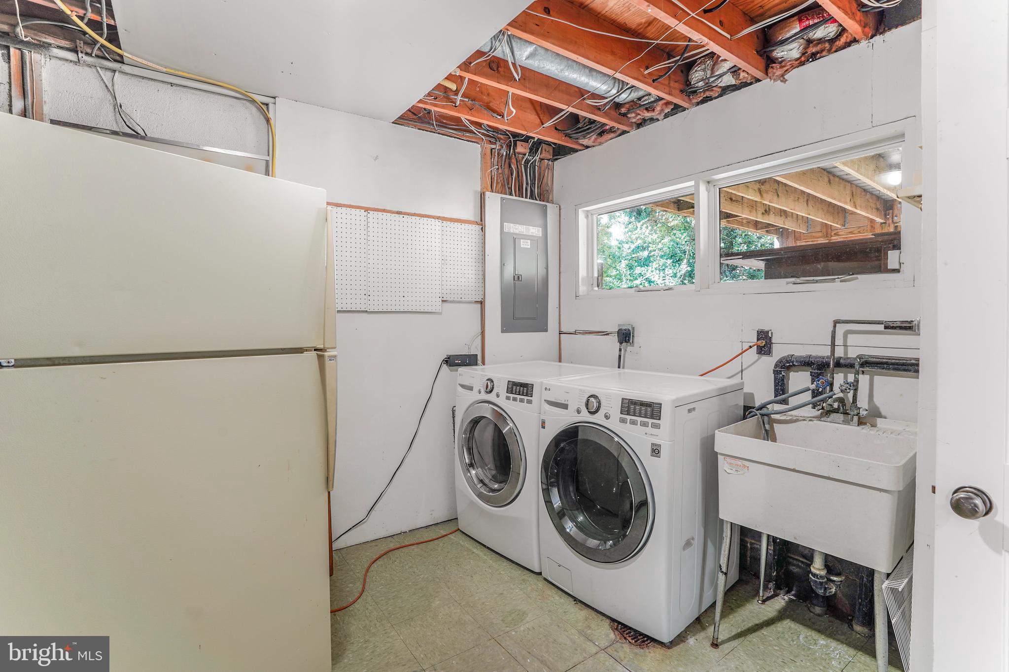 1218 Kensington Road McLean, VA 22101 - Photo 30 of 48