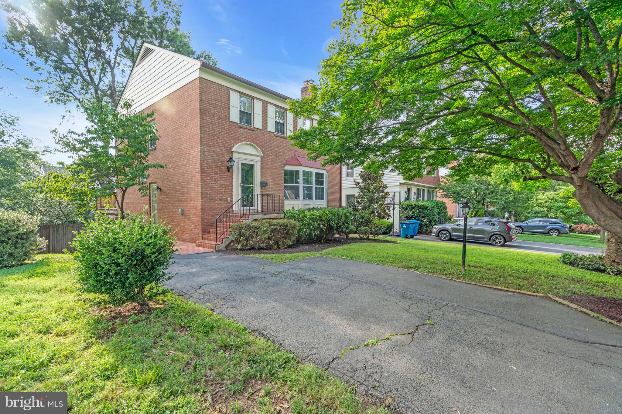 1218 Kensington Road McLean, VA 22101 - Photo 44 of 48
