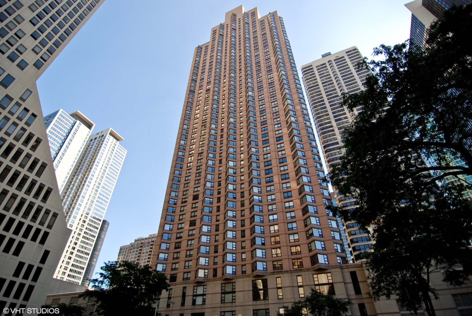 401 East Ontario St Unit 2902  