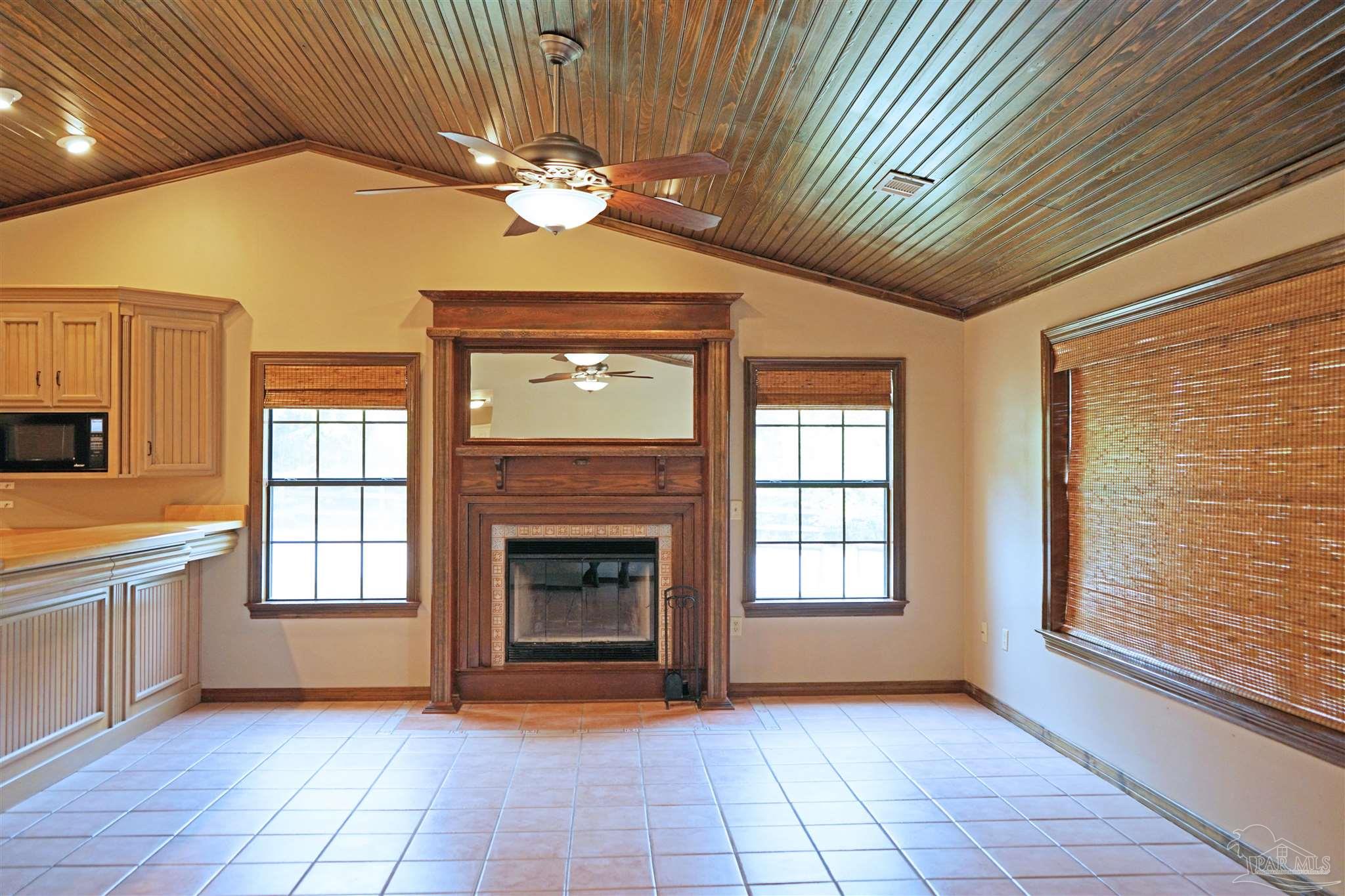 6050 Donald Guy Road Crestview, FL 32539 - Photo 12 of 39