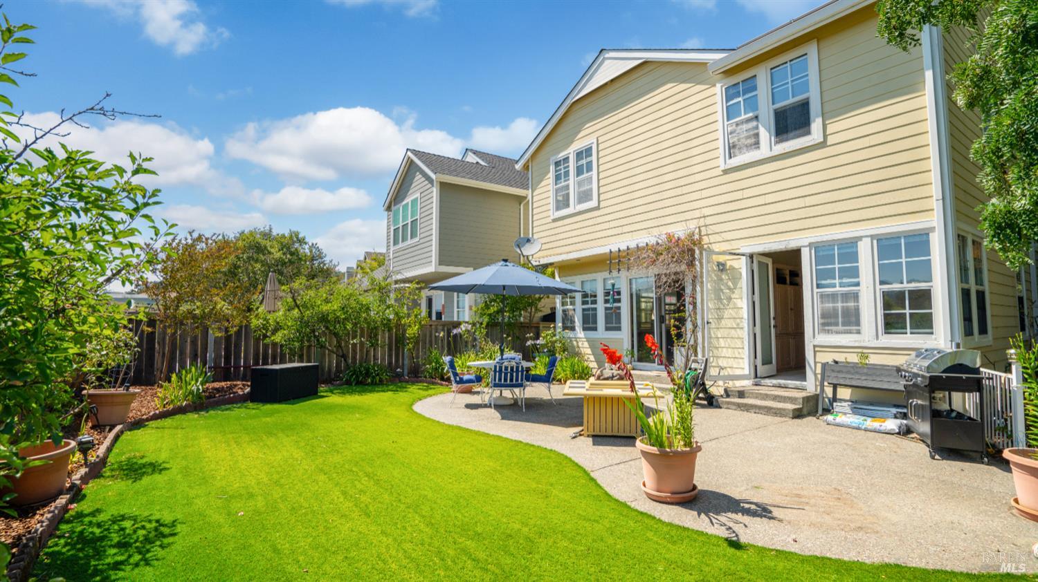 56 Waterside Circle San Rafael, CA 94903 - Photo 17 of 24